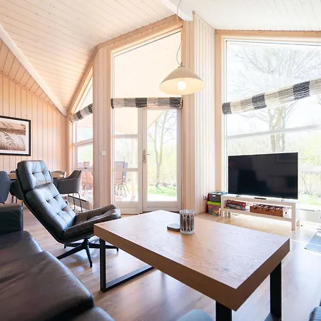 3-bedroom Baltic Sea Retreat Lejlighed